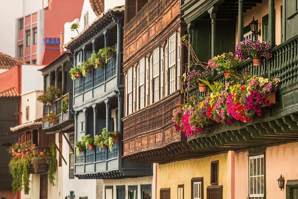 Canary Islands-La Palma Island-Santa Cruz de la Palma-traditional Canarian house balconies